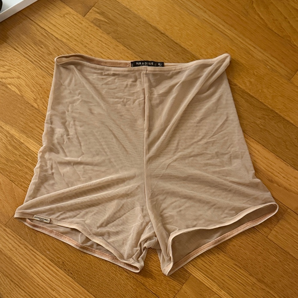 Paradise Chick Mesh Beige Shorts